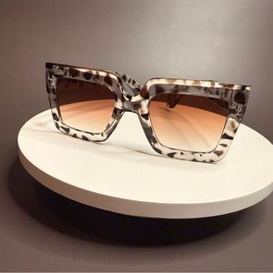 Sheer Black/Gray Oversized Fashion Sunglasses with Tortoiseshell Pattern